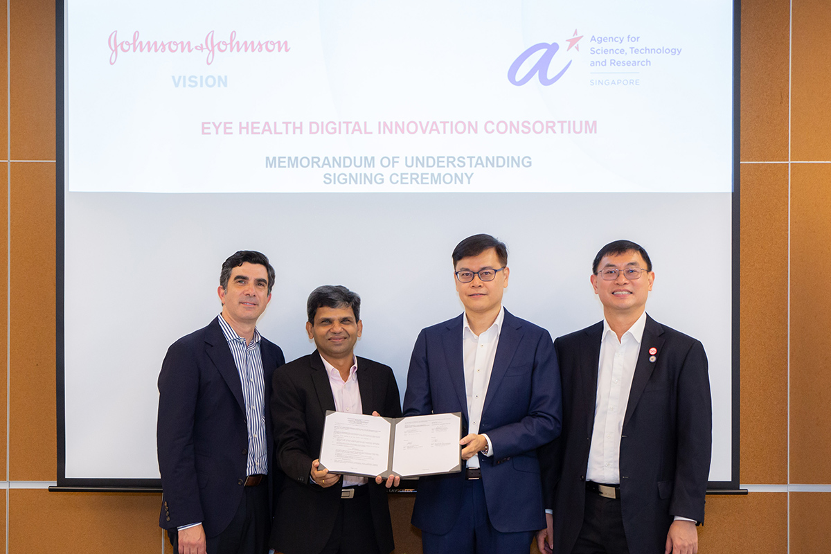 (From left to right) Peter Menziuso, Company Group Chairman, Johnson & Johnson Vision, Vaibhav Saran, Area Vice President, APAC, Vision Care, Johnson & Johnson Vision, Dr Su Yi, Executive Director of A*STAR’s, Institute of High Performance Computing, and Professor Tan Sze Wee, Assistant Chief Executive of Enterprise, A*STAR, at the signing of the MoU, on Jul 12, 2022, marking the joint establishment of the Eye Health Digital Innovation Consortium.