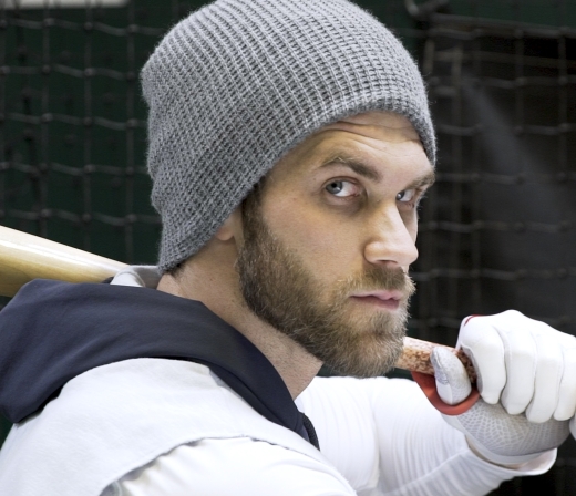 Bryce Harper will wear ACUVUE® OASYS with Transitions™ for the 2019 season Bryce Harper will wear ACUVUE® OASYS with Transitions™ for the 2019 season